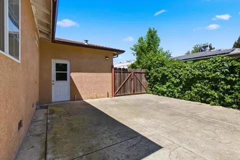 1022 Fleda Ave, Olivehurst, CA 95961 photo 32