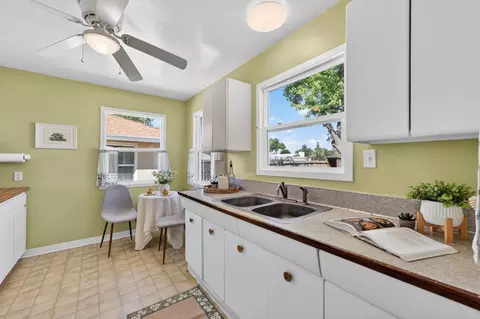 Kitchen - 4349 Olivehurst Ave, Olivehurst, CA 95961 photo 3 of 5