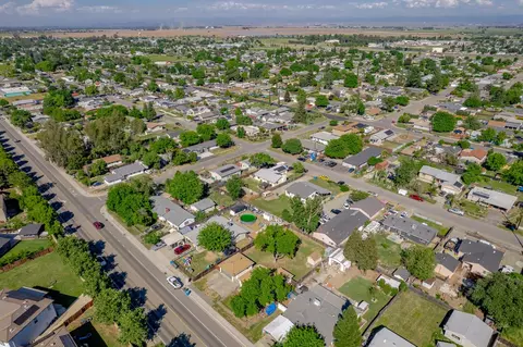 View/Area - 4349 Olivehurst Ave, Olivehurst, CA 95961 photo 16 of 19