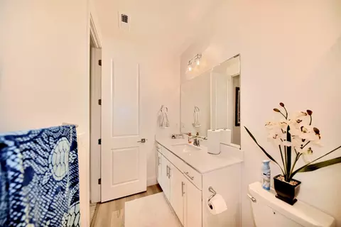 Bath - 2931 Granger St, Tracy, CA 95377 photo 1 of 7
