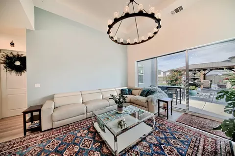 Living - 2931 Granger St, Tracy, CA 95377 photo 4 of 6