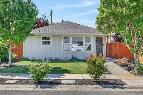 578 C St, Lincoln, CA 95648
