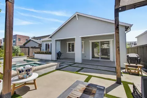 Exterior - 5130 E St, Sacramento, CA 95819 photo 7 of 11