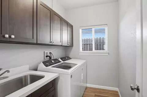 Other - 215 E Hawkeye Ave, Turlock, CA 95380 photo 2 of 2