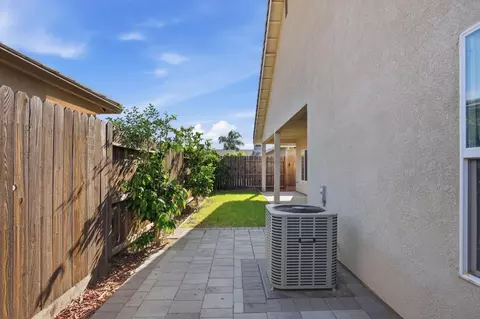 Exterior - 215 E Hawkeye Ave, Turlock, CA 95380 photo 2 of 4