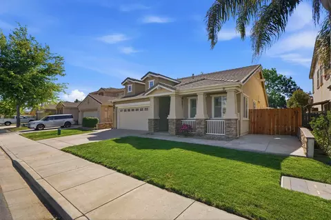 Exterior - 1643 Badger Way, Tracy, CA 95304 photo 3 of 5