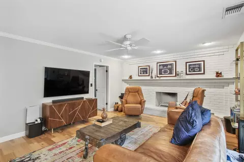 Living - 3405 Riverdale Way, Carmichael, CA 95608 photo 6 of 7