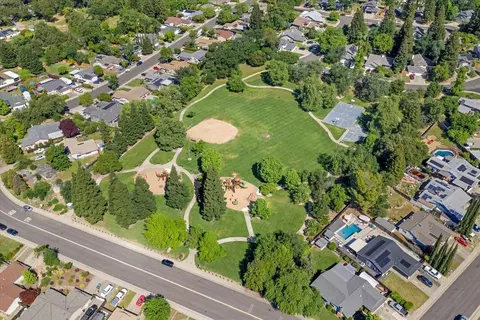 View/Area - 6100 Helens Ct, Loomis, CA 95650 photo 4 of 4