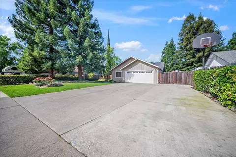 Exterior - 6100 Helens Ct, Loomis, CA 95650 photo 4 of 10
