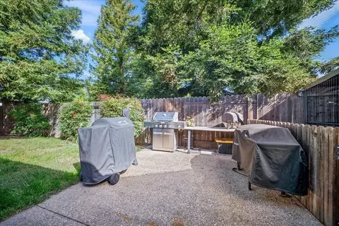 Exterior - 6100 Helens Ct, Loomis, CA 95650 photo 8 of 10