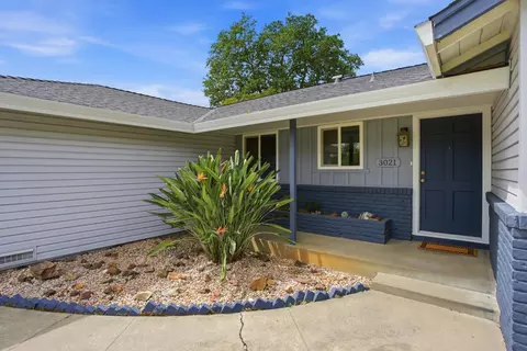Exterior - 3021 Stanton Cir, Carmichael, CA 95608 photo 3 of 14