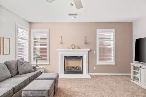 Living - 2868 Joleo Ct, Tracy, CA 95377 photo 2 of 2