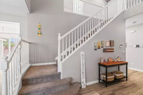 Entry Way - 2868 Joleo Ct, Tracy, CA 95377 photo 5 of 8