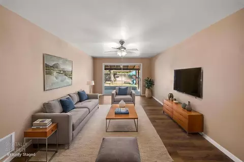Living - 1232 Sonoma Ave, Modesto, CA 95355 photo 2 of 6
