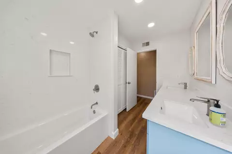 Bath - 1232 Sonoma Ave, Modesto, CA 95355 photo 1 of 3