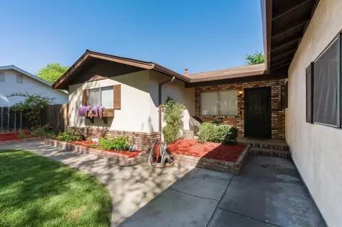 Exterior - 1232 Sonoma Ave, Modesto, CA 95355 photo 4 of 8