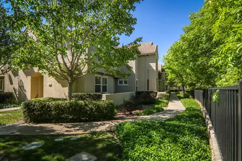 304 Dante Cir, Roseville, CA 95678