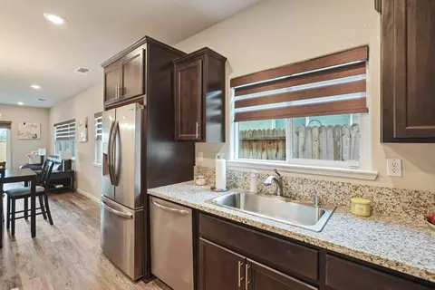 Kitchen - 1012 Hogan Rd, Galt, CA 95632 photo 2 of 4