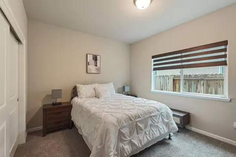 Bedroom - 1012 Hogan Rd, Galt, CA 95632 photo 1 of 4