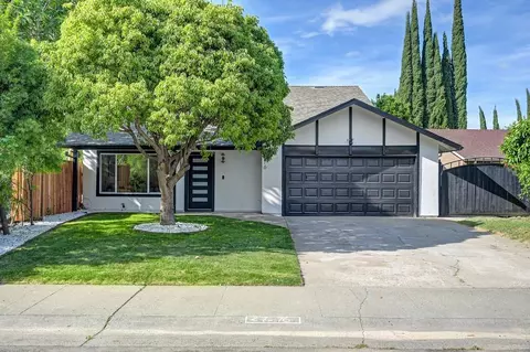2776 Bridgeford Dr, Sacramento, CA 95833