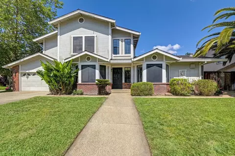 8831 Minnie Cir, Elk Grove, CA 95624