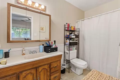 Bath - 4504 Marble Way, Carmichael, CA 95608 photo 1 of 3