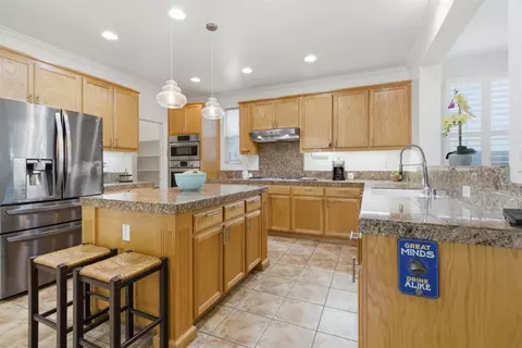 Kitchen - 2944 Lyon Ct, Tracy, CA 95377 photo 7 of 8