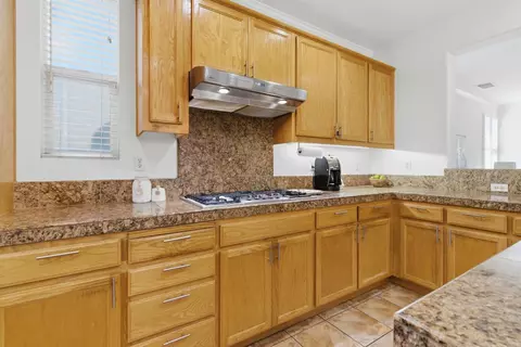 Kitchen - 2944 Lyon Ct, Tracy, CA 95377 photo 2 of 8