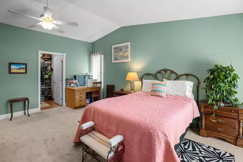 Bedroom - 2070 Mulberry Ln, Placerville, CA 95667 photo 2 of 13