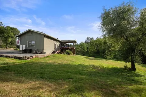 Exterior - 2070 Mulberry Ln, Placerville, CA 95667 photo 18 of 24