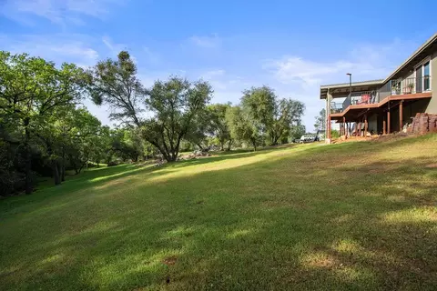 Exterior - 2070 Mulberry Ln, Placerville, CA 95667 photo 23 of 24