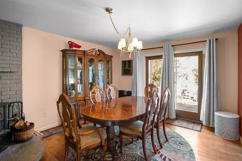 Dining - 2070 Mulberry Ln, Placerville, CA 95667 photo 1 of 3