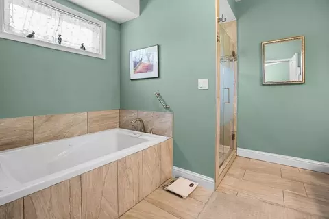 Bath - 2070 Mulberry Ln, Placerville, CA 95667 photo 4 of 10