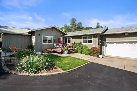 Exterior - 2070 Mulberry Ln, Placerville, CA 95667 photo 5 of 24