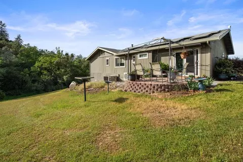 Exterior - 2070 Mulberry Ln, Placerville, CA 95667 photo 19 of 24