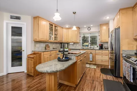 Kitchen - 6530 Marva Ln, Placerville, CA 95667 photo 2 of 3
