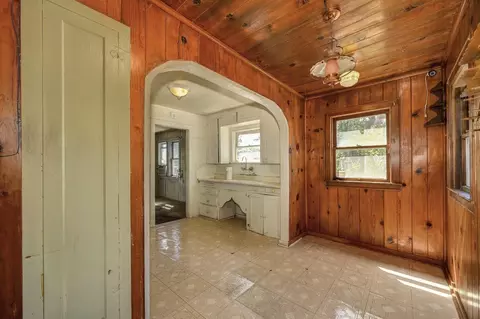 Entry Way - 885 Hillcrest, Placerville, CA 95667 photo 1 of 7
