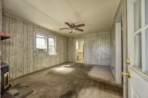 Living - 885 Hillcrest, Placerville, CA 95667 photo 1 of 5