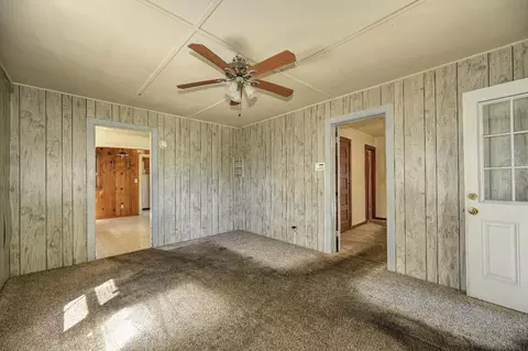 Living - 885 Hillcrest, Placerville, CA 95667 photo 3 of 5