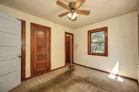 Bedroom - 885 Hillcrest, Placerville, CA 95667 photo 8 of 11