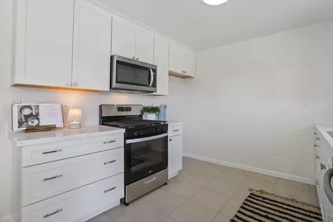 Kitchen - 402 F St, Galt, CA 95632 photo 1 of 4