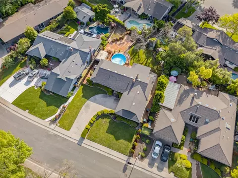 View/Area - 3149 Clairidge Way, Sacramento, CA 95821 photo 6 of 7