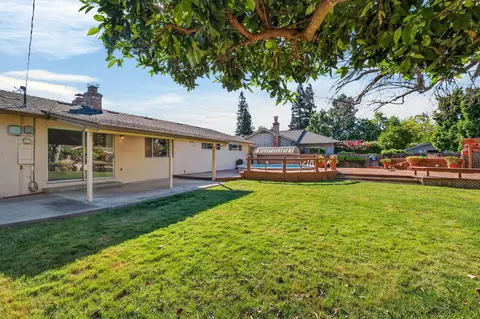Exterior - 3149 Clairidge Way, Sacramento, CA 95821 photo 4 of 19