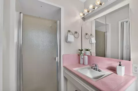 Bath - 3149 Clairidge Way, Sacramento, CA 95821 photo 3 of 3