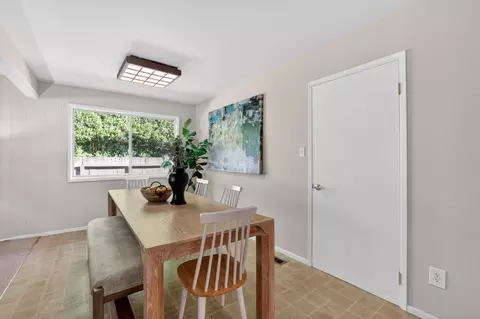 Dining - 3149 Clairidge Way, Sacramento, CA 95821 photo 2 of 4