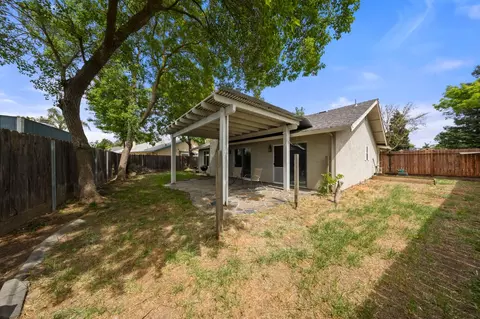 Exterior - 1101 Winchell Way, Modesto, CA 95358 photo 5 of 9