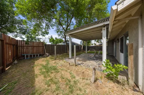 Exterior - 1101 Winchell Way, Modesto, CA 95358 photo 7 of 9