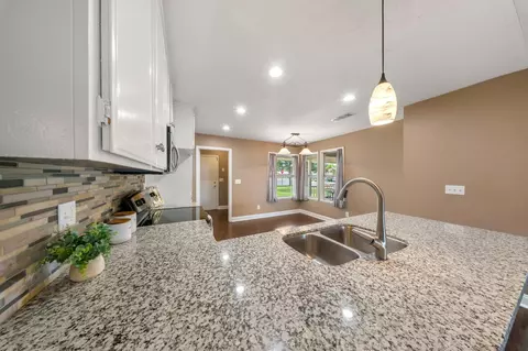 Kitchen - 1101 Winchell Way, Modesto, CA 95358 photo 2 of 3