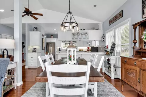 Dining - 281 Ursula Dr, Sutter Creek, CA 95685 photo 1 of 4
