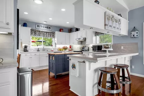 Kitchen - 281 Ursula Dr, Sutter Creek, CA 95685 photo 1 of 4